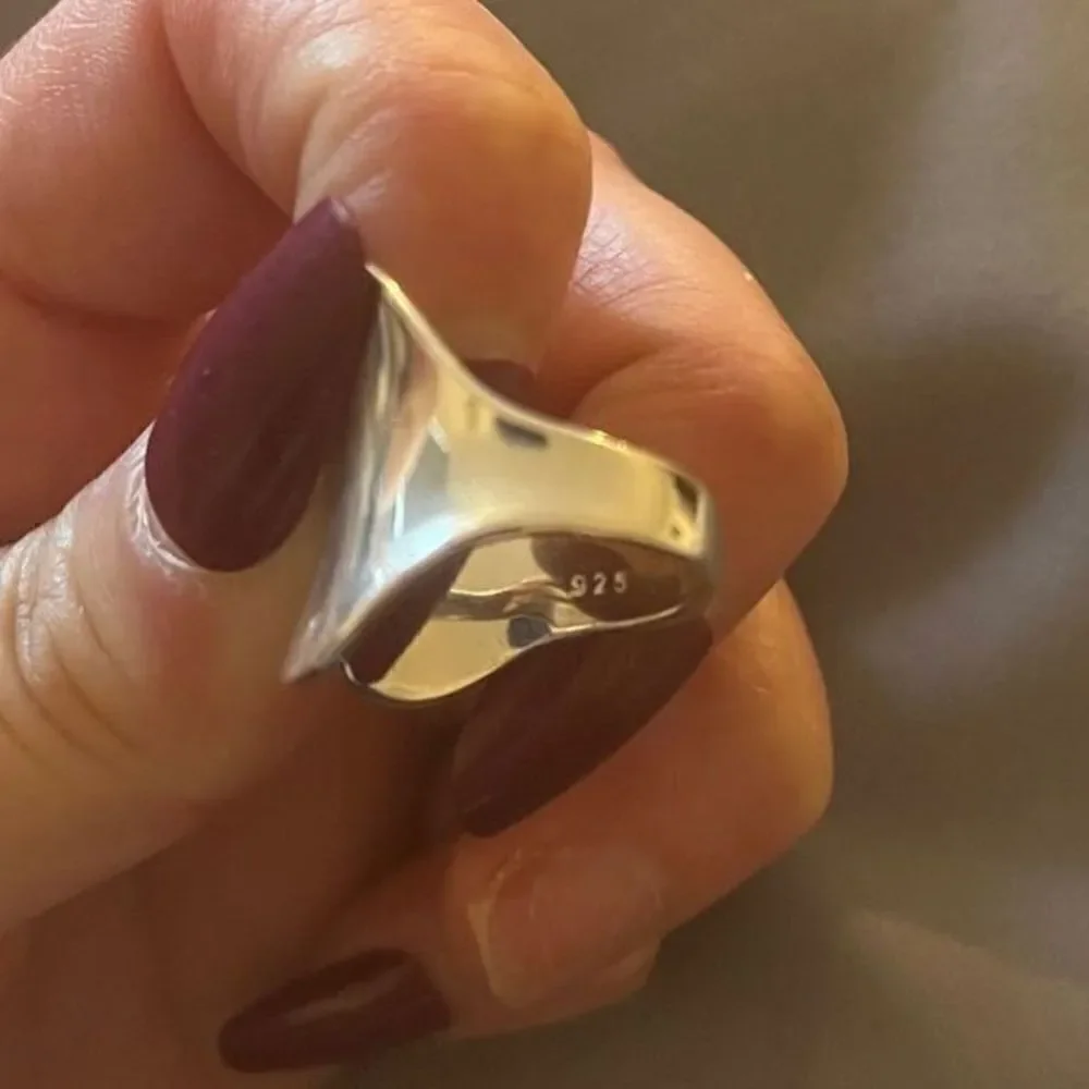 The Abstract silver cocktail ring